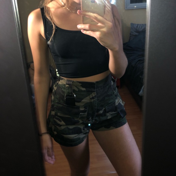 high waisted army shorts i.am.gia style - Picture 2 of 3